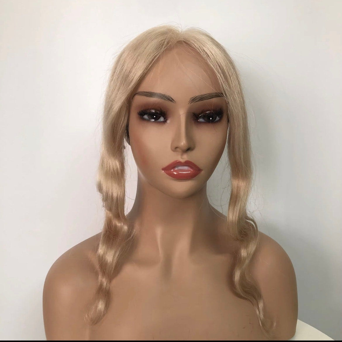 Frontal Fibrosing Alopecia - Glueless Frontal Hair Replacement